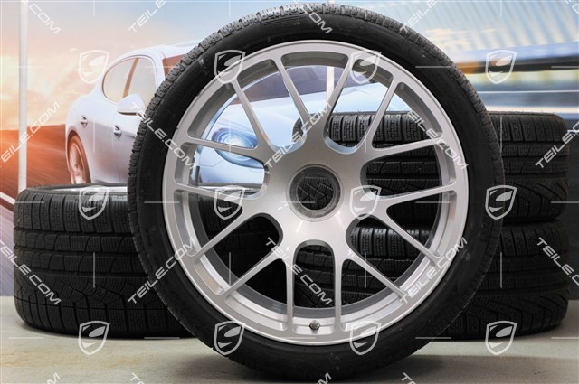 19-inch winter wheel set, RS Spyder, central locking, wheels: 8,5J x 19 ET56 + 11J x 19 ET51 + NEW winter tyres: 235/35 R19 + 295/30, with TPM