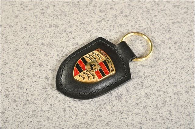 Brelok na klucze z herbem Porsche, skórzany,  czarny