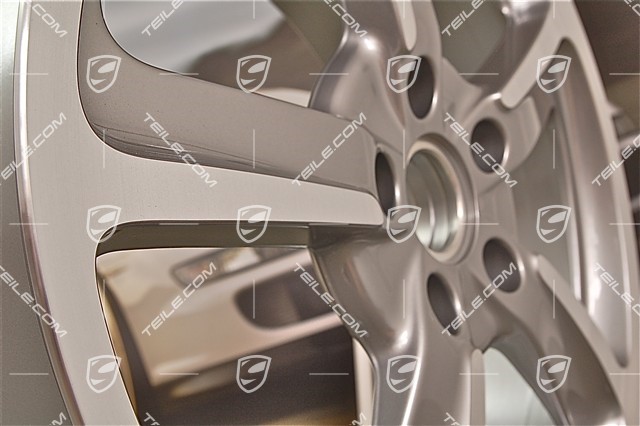 20-inch SportTechno wheel set, 8.5J x 20 ET57 + 10J x 20 x ET50