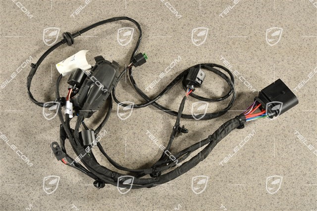 Coupe, Rear spoiler wiring harness