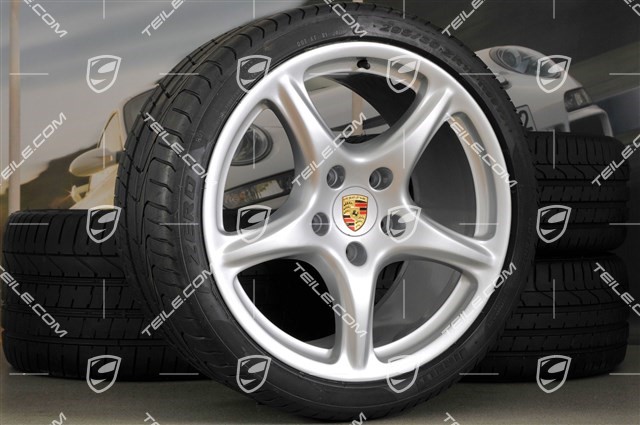 19-inch Carrera Classic summer wheel set, wheels 8J x 19 ET57 + 11J x 19 ET67 + NEW Pirelli tyres 235/35 ZR19 + 295/30 ZR19