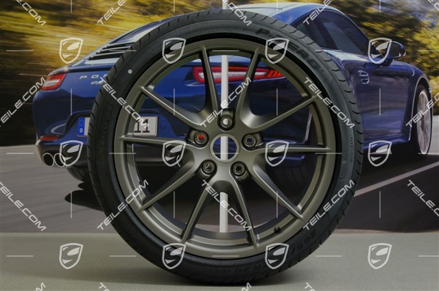 20-inch Carrera S (III) summer wheel set, Platinum (silk gloss), 8J x 20 ET57 + 9,5J x 20 ET45 + summer tyres 235/35 ZR20 + 265/35 ZR20, app. 500 km