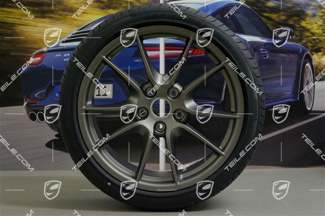 20-inch Carrera S (III) summer wheel set, Platinum (silk gloss), 8J x 20 ET57 + 9,5J x 20 ET45 + summer tyres 235/35 ZR20 + 265/35 ZR20, app. 500 km