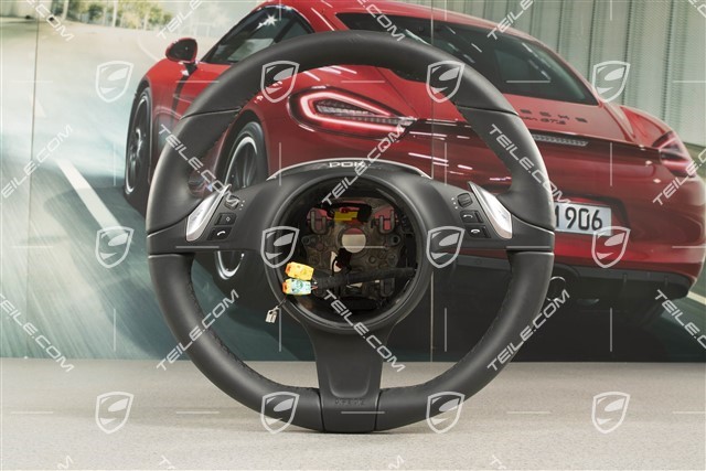 PDK, Multifunction steering wheel, heated, Leather, Black / Sport Chrono Package Plus