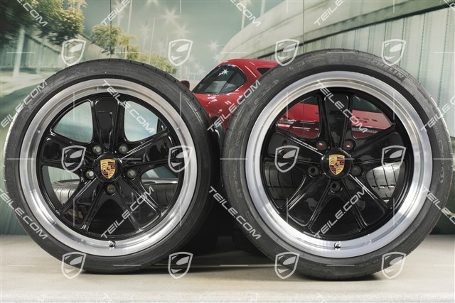19-inch "911 Sport Classic" summer wheel set, wheels 8,5J x 19 ET55 + 11,5J x 19 ET50, Michelin summer tyres 235/35 ZR19 + 305/30 ZR19, with TPMS