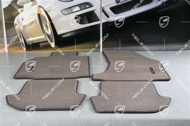 Set of floor mats, 4-piece (997), for 911 Cabrio / Targa models with BOSE Sound-System, cocoa