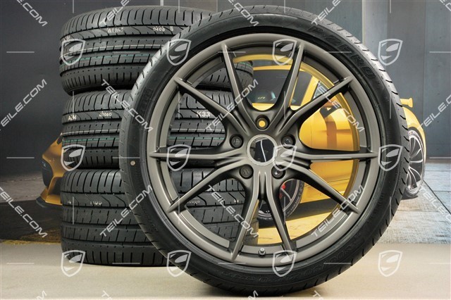 20-inch summer wheels set Carrera S IV, rims 8,5 J x 20 ET49 + 11,5 J x 20 ET56 + Pirelli summer tyres 245/35 ZR20 + 305/30 ZR20, Platinum, with TPMS