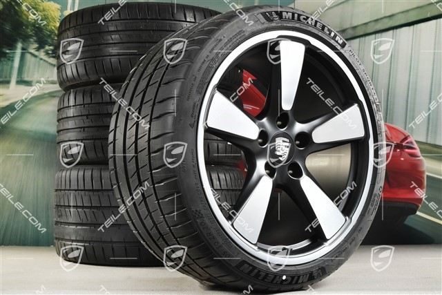 20-inch summer wheel set Sport Classic "50 yaers 911", 9J x 20 ET51 + 11,5J x 20 ET48, Michelin Pilot Sport 4S summer tyres 245/35 R20 + 305/30 R20, in black