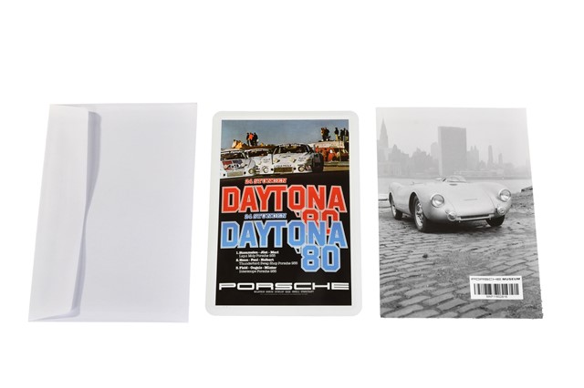Porsche Museum Metalowa kartka pocztowa  Daytona 935 10 cm  x 15 cm