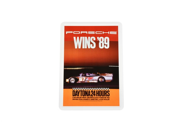 Porsche Museum Metalowa kartka pocztowa Daytona 962 10 cm x 15 cm