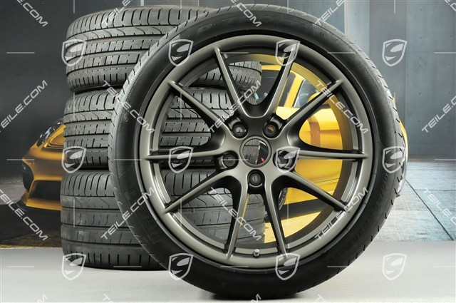 20-inch Carrera S (III) summer wheel set, 8,5J x 20 ET51 + 11J x 20 ET70, tyres 245/35 ZR20 + 295/30 ZR20, Platinium (silk gloss)