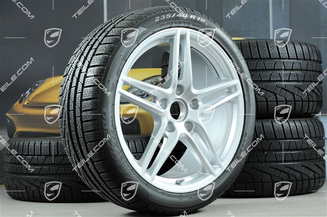 19-inch winter wheels set "Carrera", rims 8,5J x 19 ET50 + 11J x 19 ET77 + Pirelli Sottozero II winter tyres 235/40 R19 + 295/35 R19 *not for vehicles with PCCB+not for vehicles with rear-axle steering