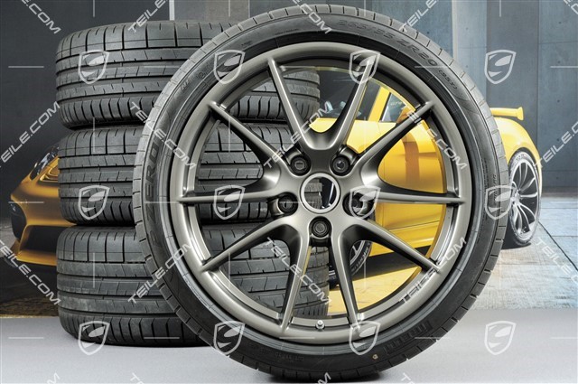 20-inch Carrera S summer wheel set, Platinum (silk gloss), 8J x 20 ET57 + 9,5J x 20 ET45 + summer tyres 235/35 ZR20 + 265/35 ZR20, with TPM