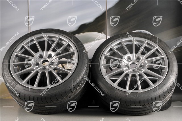 20-inch Panamera Sport summer wheel set, 2 x 9,5J x 20 ET 65 + 2 x 11,5 J x 20 ET 63, tyres 255/40 ZR20 + 295/35 ZR20