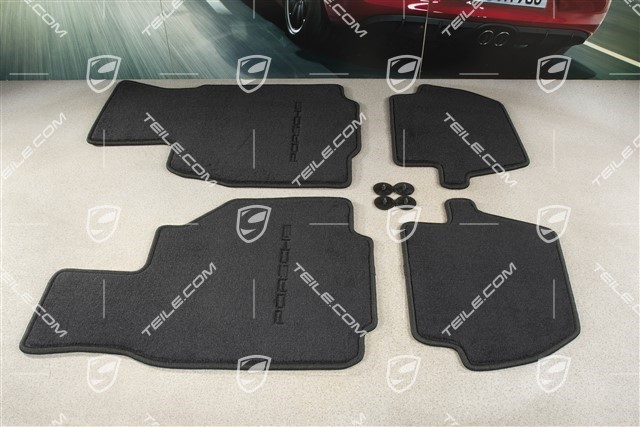Floor mat, set 4 pcs., UK-Version / right-hand drive / RL, Black