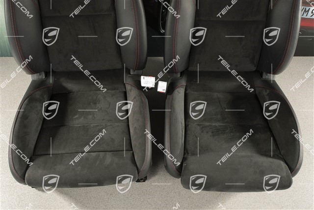 Sport Seats, el. adjustable, 18-way, heating, lumbar, leather/Alcantara, logo GTS, black/carmine red, L+R