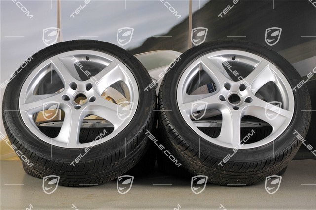 20-inch Cayenne SportTechno wheel set, with summer tyres, front 9-inch + rear 9-inch without TPMS