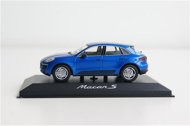 Model Porsche Macan S, 1:43