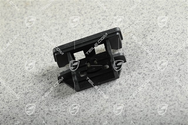 Bracket, L