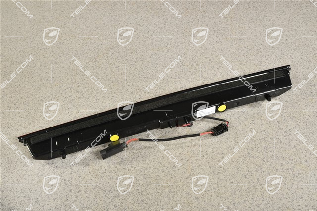 GT3, Additional brake stop light / 3rd brake stop light