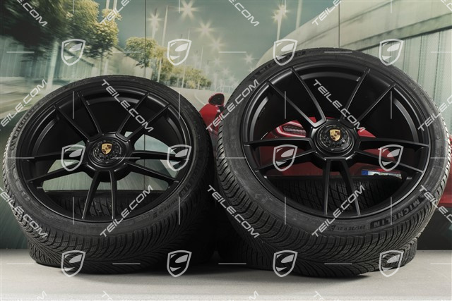 20+21-inch GTS "Turbo S" winter wheel set, central lock rims 8,5J x 20 ET50 + 11J x 21 ET66 + Michelin winter tyres 245/35 R20 + 295/30 R21, black satin matt