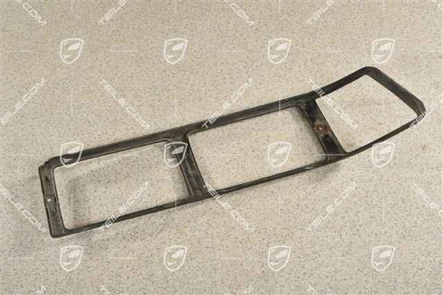 Fog light trim, R