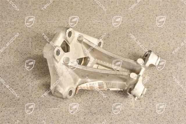 Engine carrier, R