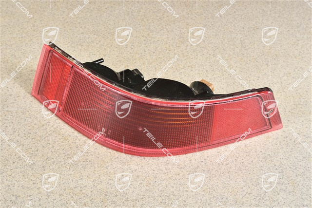 Rear light, R