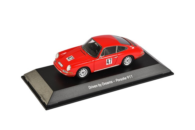 Porsche 911 2.0 Eberhard / Mahle, Driven by Dreams, 75Y, Spark, czerwony, skala 1:43