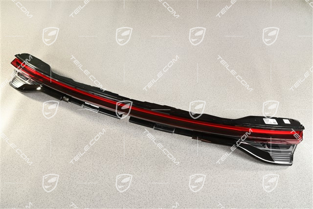 Rear light, part for rear lid, centre