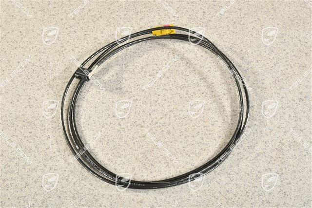 Connecting line, Antenna control module to Navi