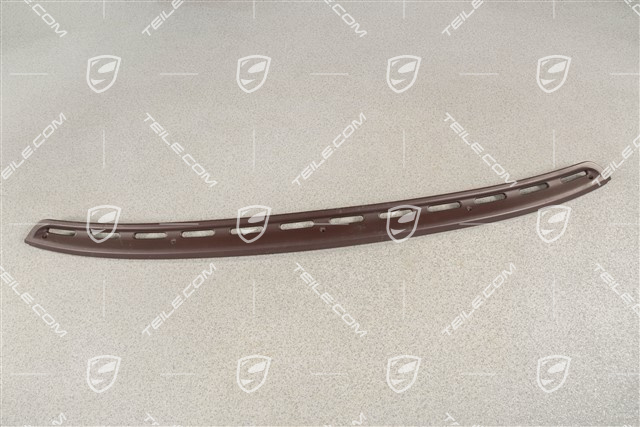Defroster trim, Wine red
