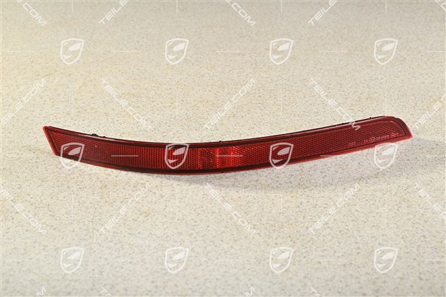 Reflex reflector / trim cover, R
