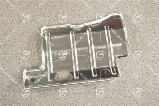 Rear axle cross member heat shield