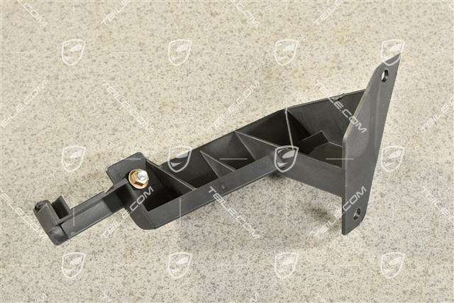 Bracket, R