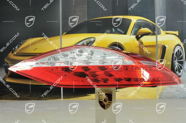 Rear light, L