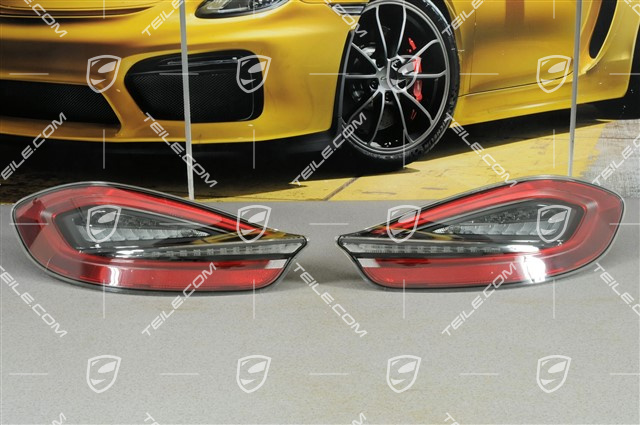 Rear lights, black-red (darkened), set, L+R