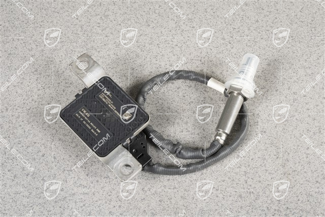 Control unit with NOx sensor