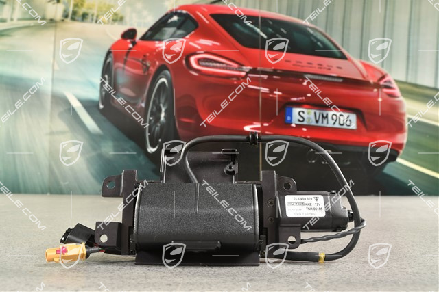 Reversing camera, module