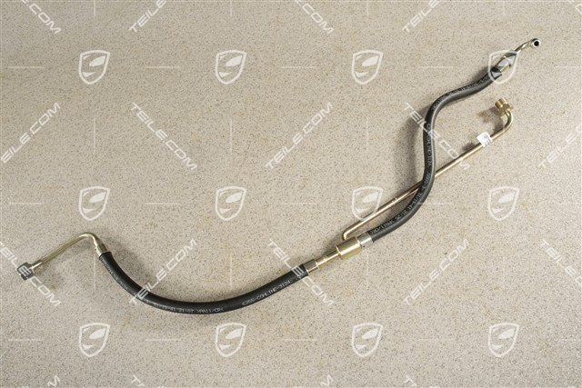 Fuel line between fuel rails L and R