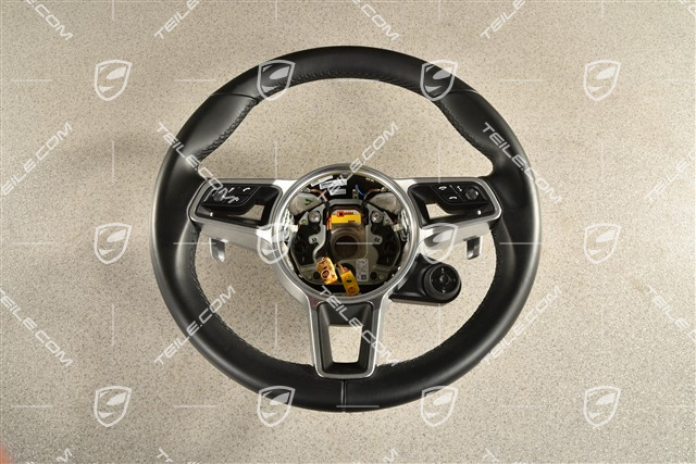 Multifunction steering wheel with Paddles PDK, Sport Chrono Plus Package, Leather, Black