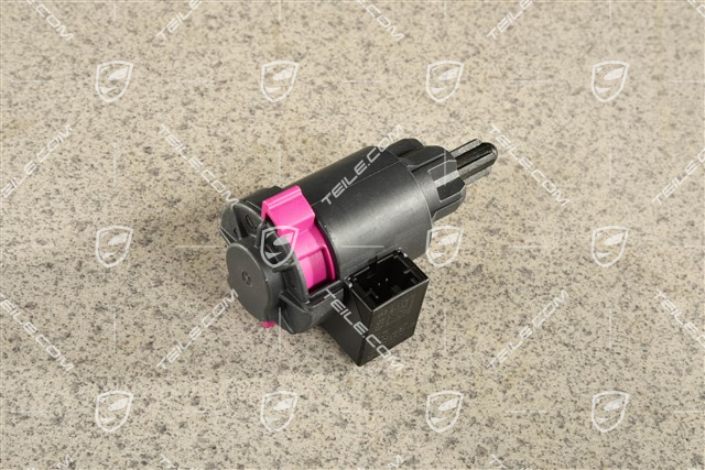 Brake light sensor / switch
