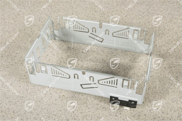 Retaining frame