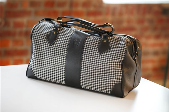 Touring Bag / Tasche, mit Warnweste und Warndreieck, PEPITA