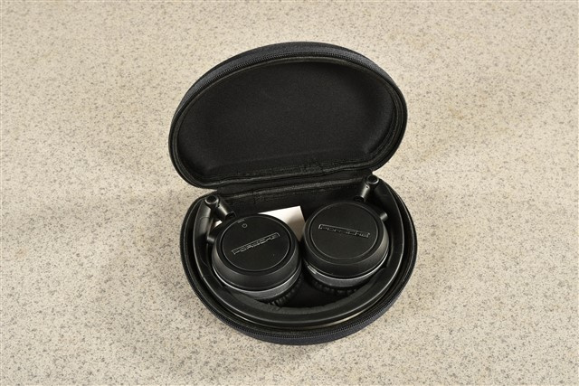 Porsche Bluetooth® headphones / Kopfhörer, 150 dB SPL