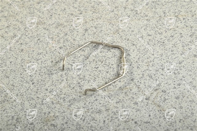 Latching spring clip cooling system hoses Latching spring clip cooling system hoses