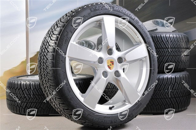 19" winter wheel set Cayman S, 8J x 19 ET57 + 9,5J x 19 ET45, tyres Michelin Pilot Alpin 4 235/40 R19 + 265/40 R19, without TPMS.