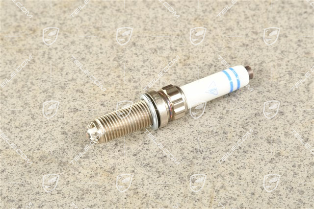 Spark Plug, Spyder RS