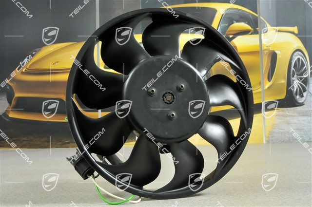 Fan, plug slightly damaged, L=R Fan, plug slightly damaged, L=R