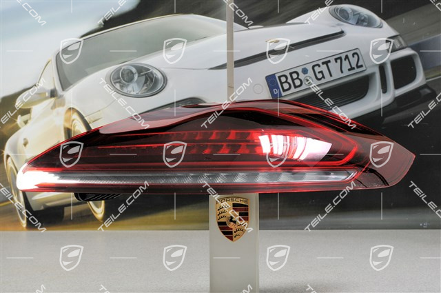 Rear light, darkened, facelift, R Rear light, darkened, facelift, R